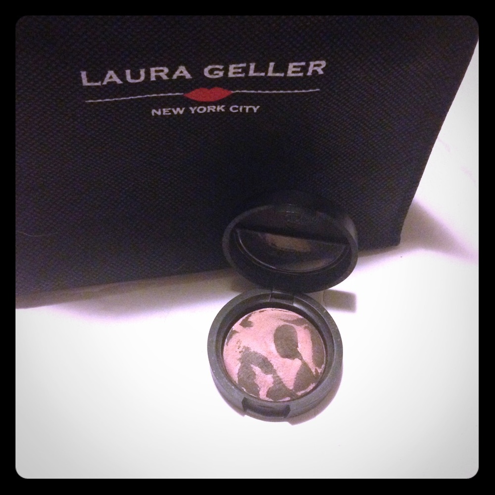 Laura Gellar eyeshadow